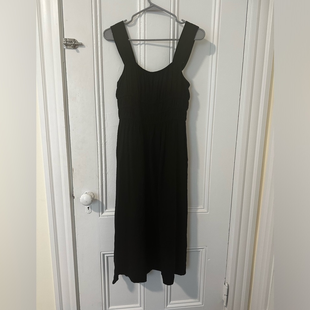 Black midi dress